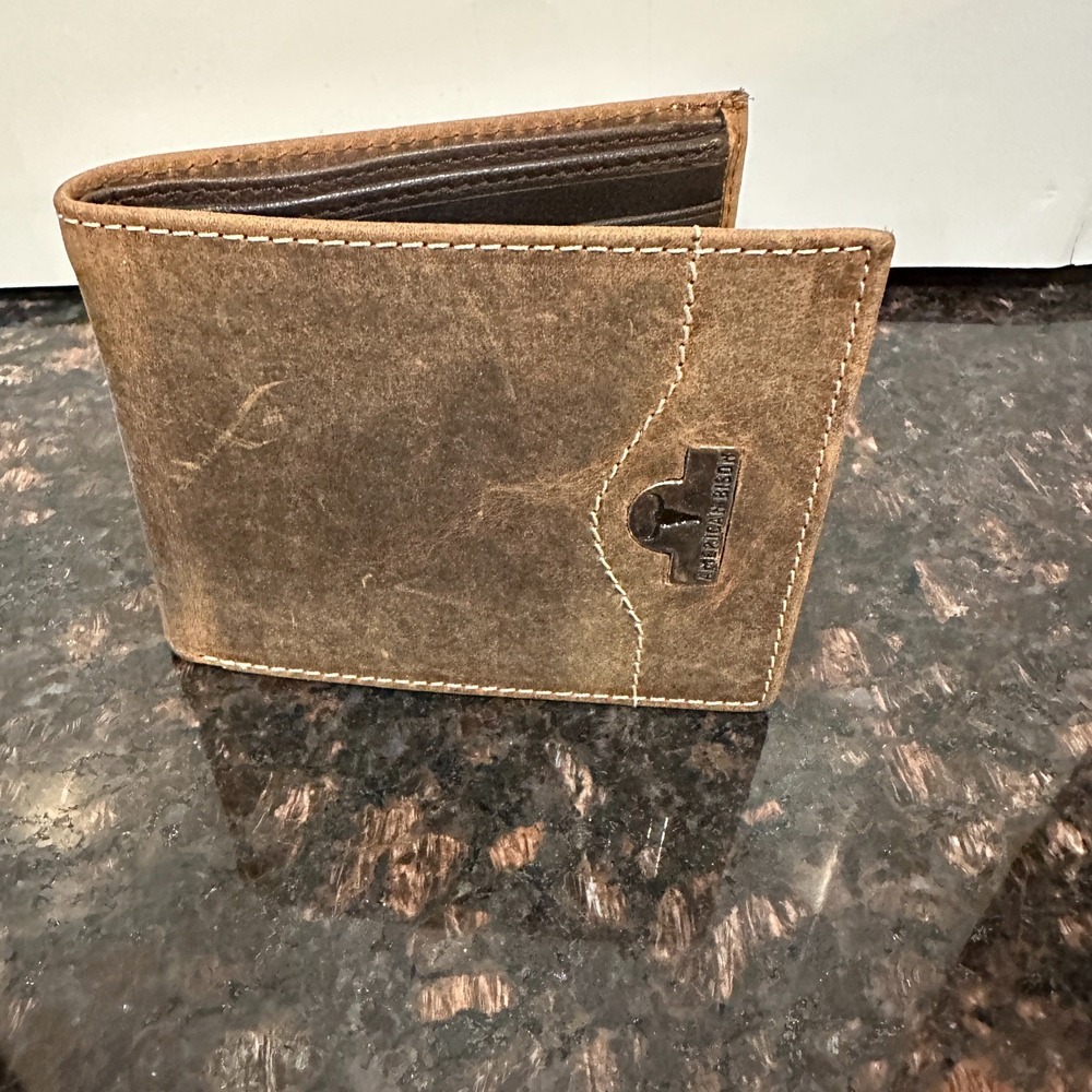 American Bison Brown Leather Bifold Wallet ID Window Card Slots Vintage